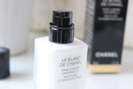 CHANEL Le Blanc De Chanel Multi-Use Illuminating Base Review |collagen lựu  đỏ