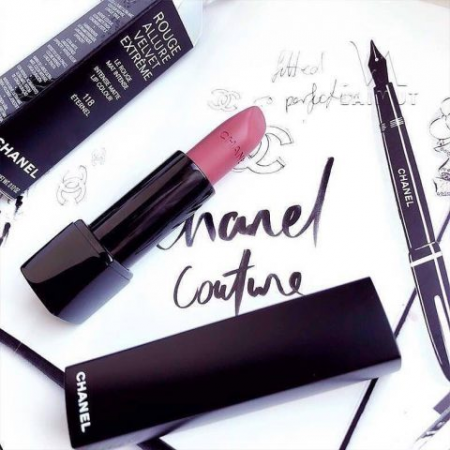 Chanel Rouge Allure Velvet Extreme Intense 118 Review |collagen nhật tốt  nhất hiện nay