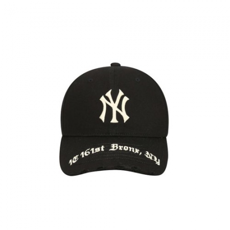 Mũ MLB New York Yankees Adjustable Hat In Black Rách Viền
