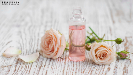 Cách bảo quản nước hoa hồng homemade