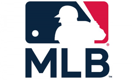 Áo thun croptop MLB ngắn tay Checkerboard Back Logo 3FTSL802350IVS